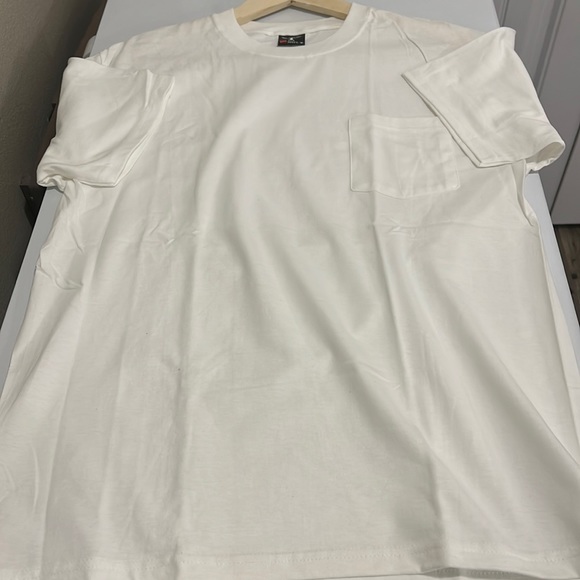 Lot of 5 NEW Hanes Beefy-T Unisex Cotton Pocket T-Shirt SIZE M Color White - Picture 5 of 6